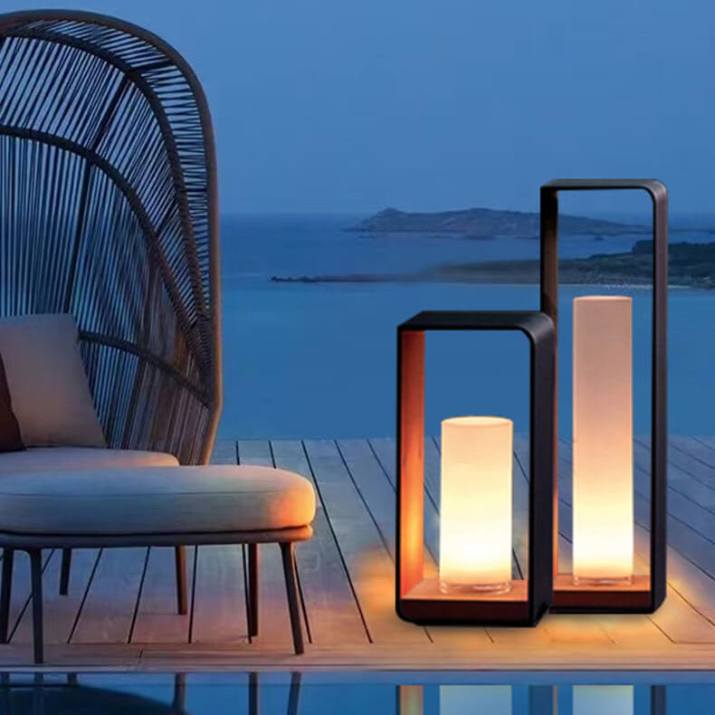 Modern Square Outdoor LED Light | Waterproof Solar-Powered Lighting Fixture