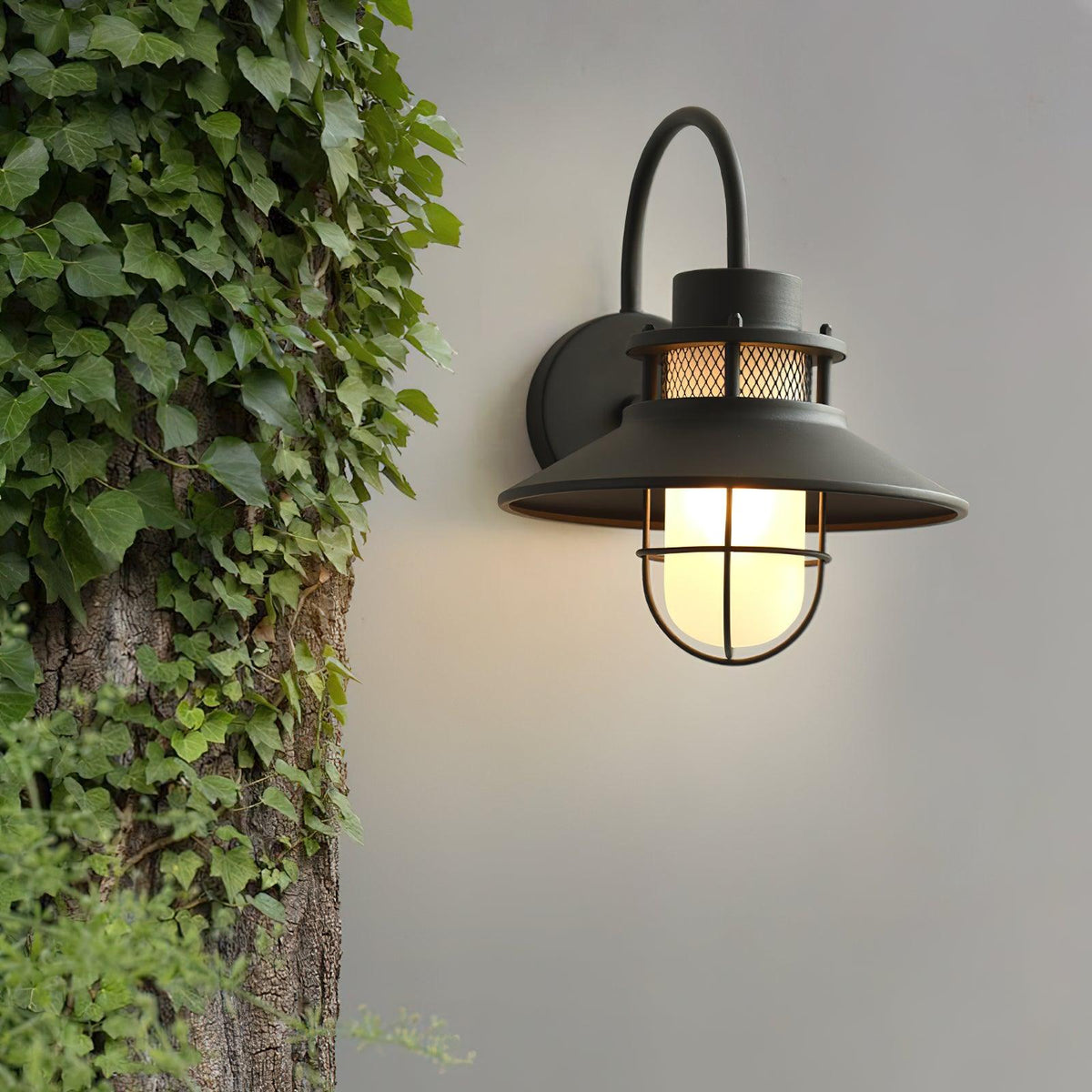 Felix Industrial Outdoor Wall Lamp – Waterproof Exterior Light Fixture