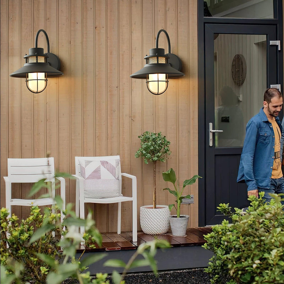 Felix Industrial Outdoor Wall Lamp – Waterproof Exterior Light Fixture