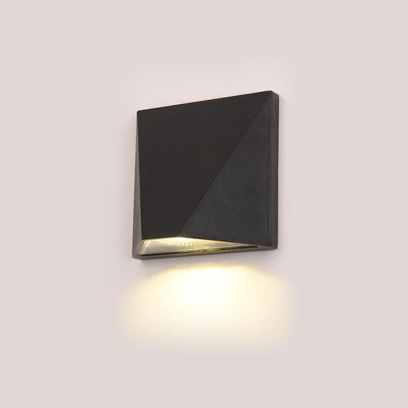 Modern Black LED Wall Light – 5W Waterproof Aluminium Outdoor Lamp for Stylish Exterior Lighting